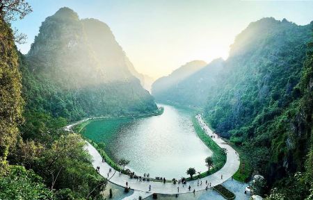 Ảnh của Về Hà Nam thưởng ngoạn 7 địa điểm núi non hùng vĩ